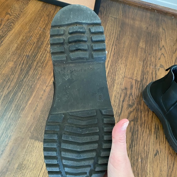 Steve Madden Chunky Sole Pull-On Ankle Boots - Picture 5 of 8